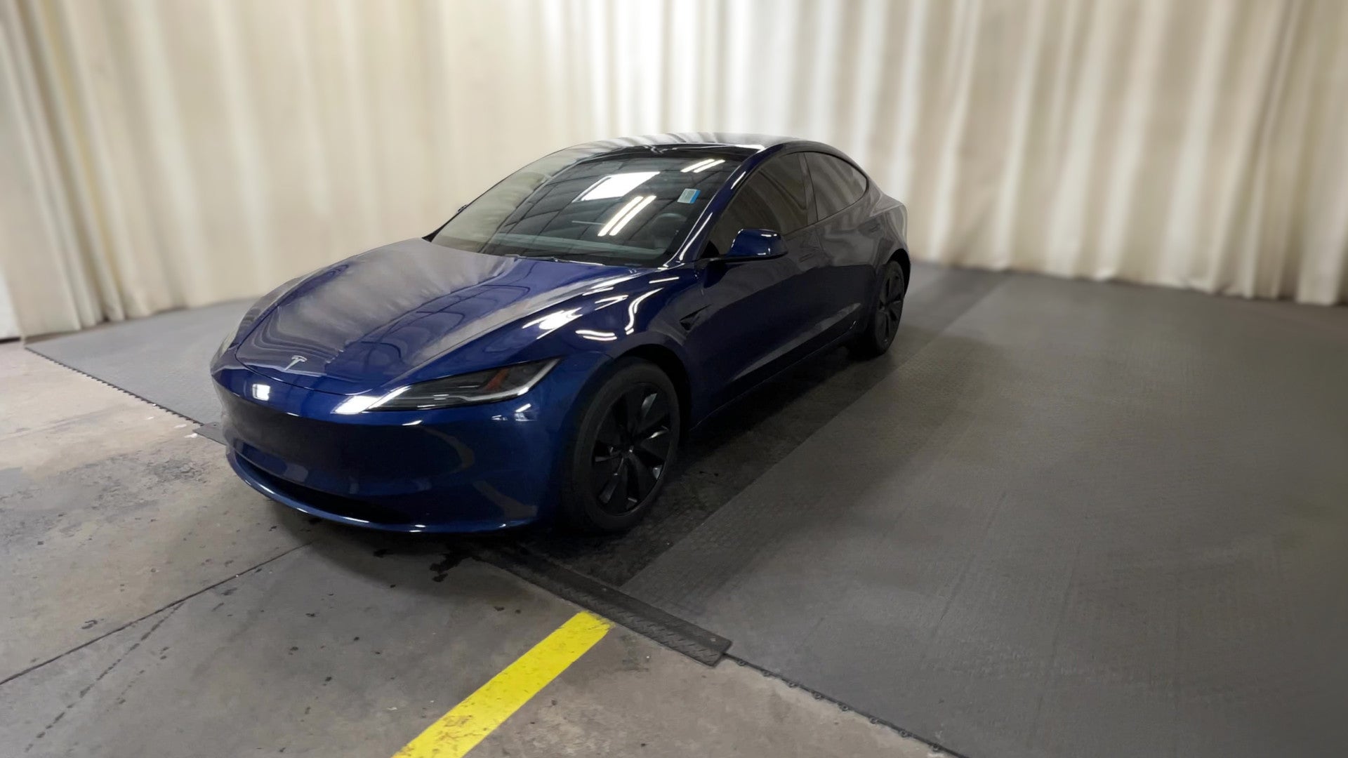 2025 Tesla Model 3 vehicle photo