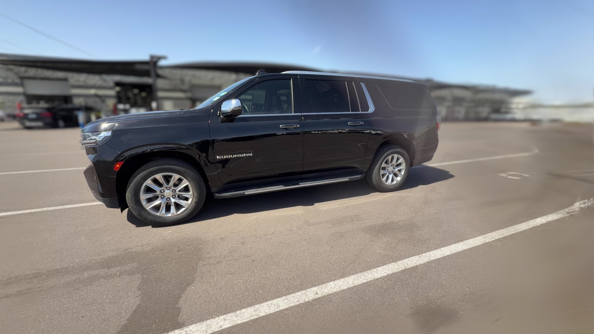 2022 Chevrolet Suburban vehicle photo