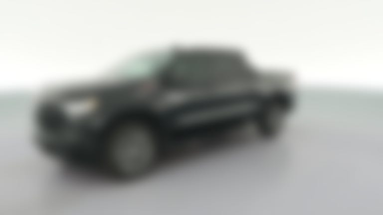 2025 Chevrolet Silverado 1500 Crew Cab vehicle photo