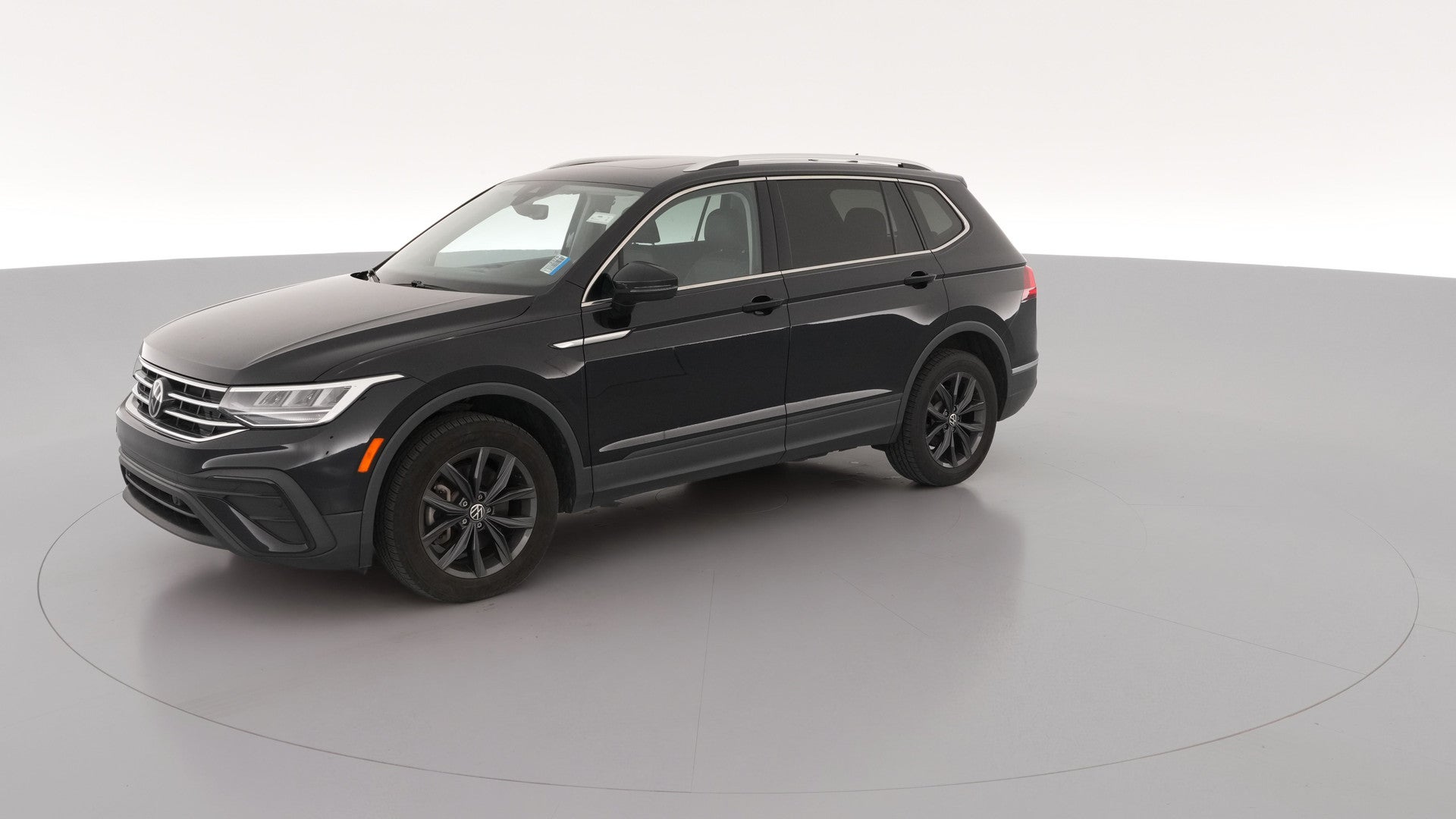 2022 Volkswagen Tiguan vehicle photo