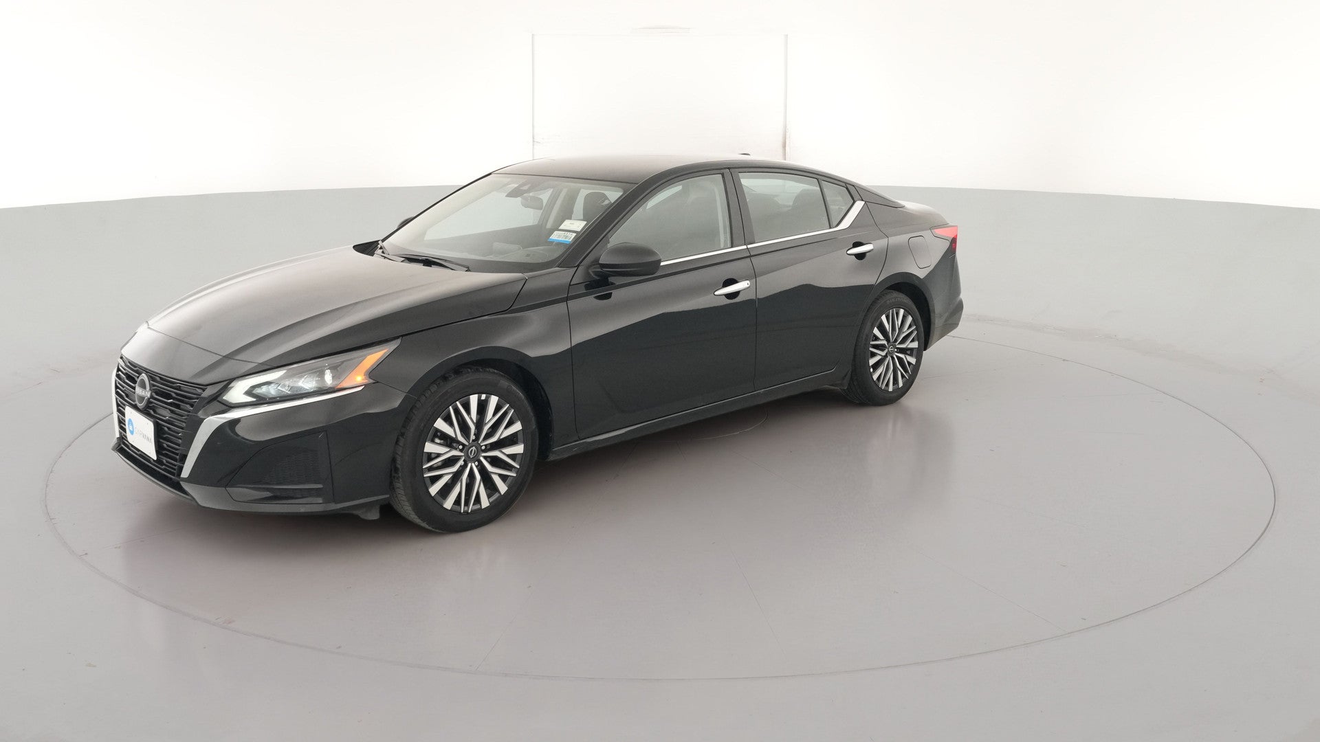 2025 Nissan Altima vehicle photo
