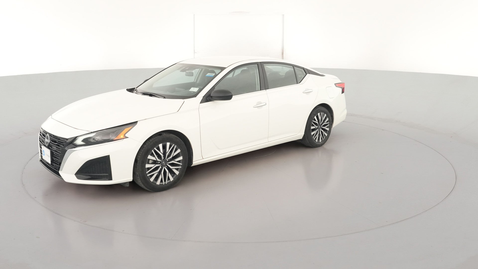 2025 Nissan Altima vehicle photo