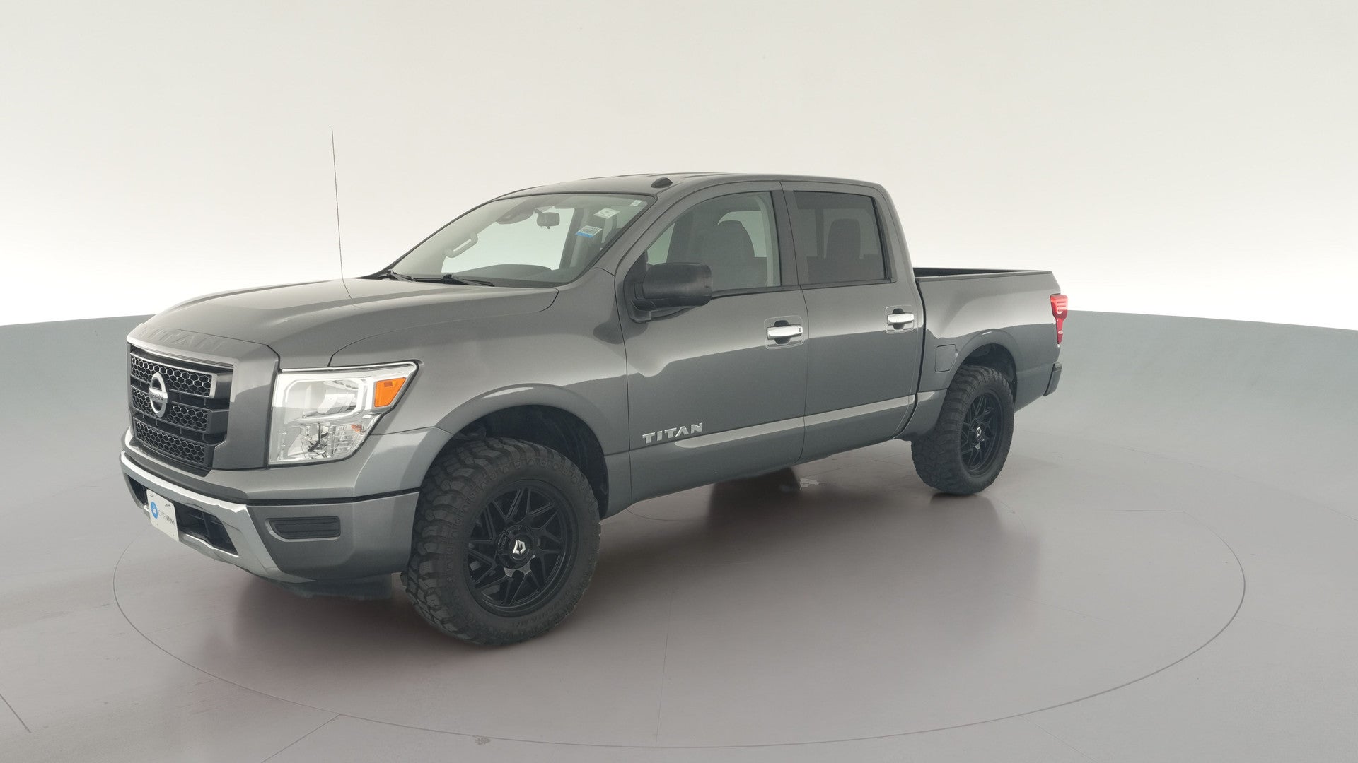 2021 Nissan Titan Crew Cab vehicle photo