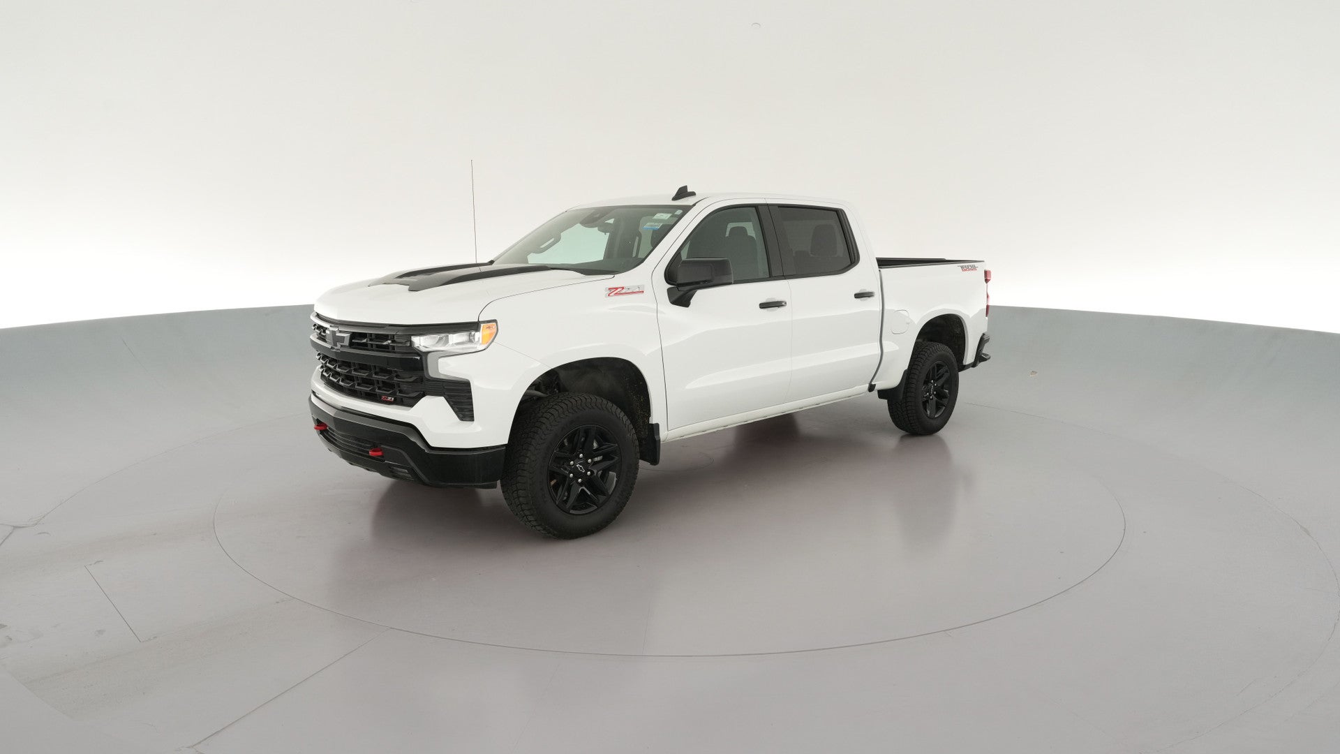 2024 Chevrolet Silverado 1500 Crew Cab vehicle photo