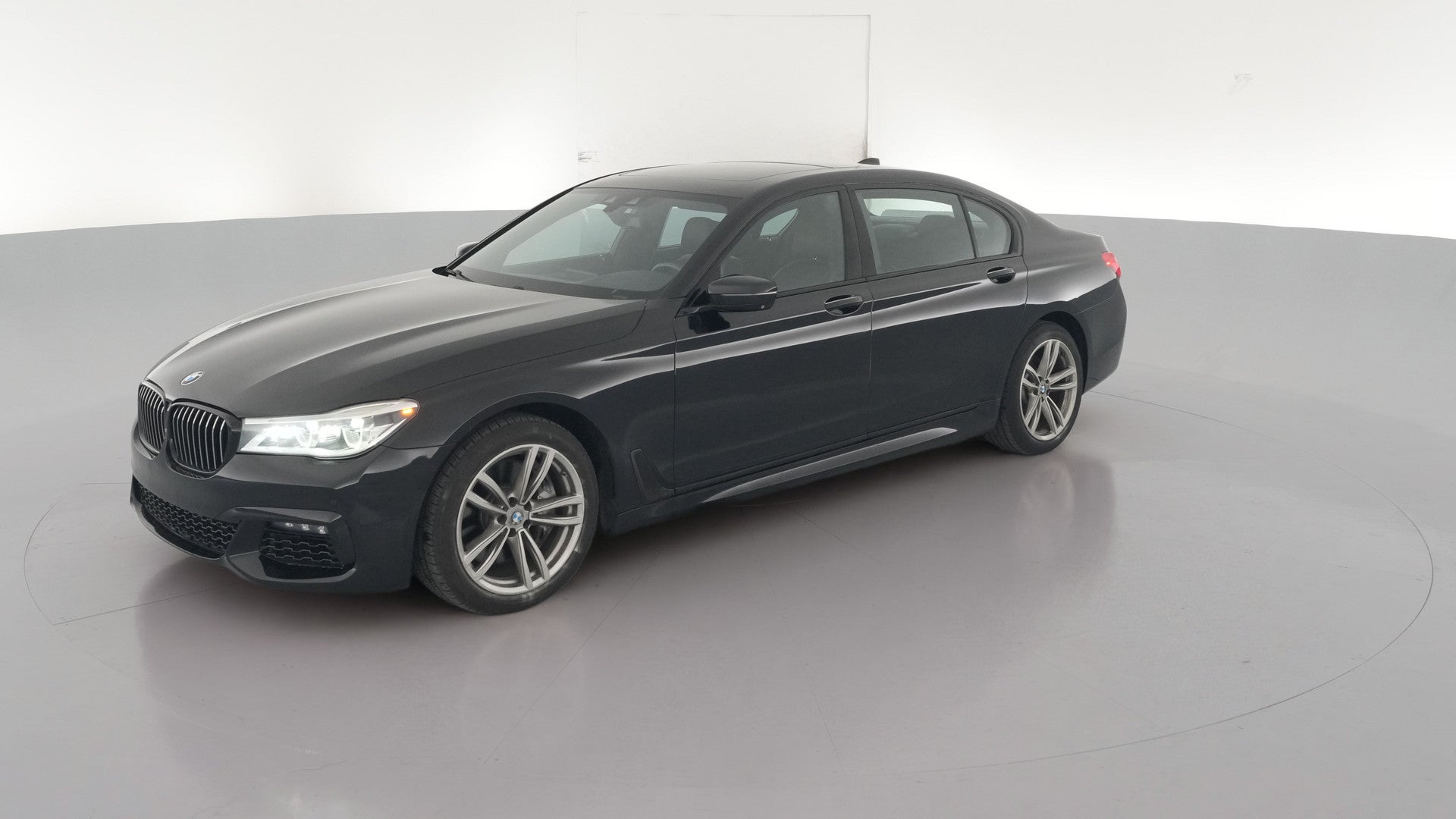 2016 BMW 7 Series vehicle photo