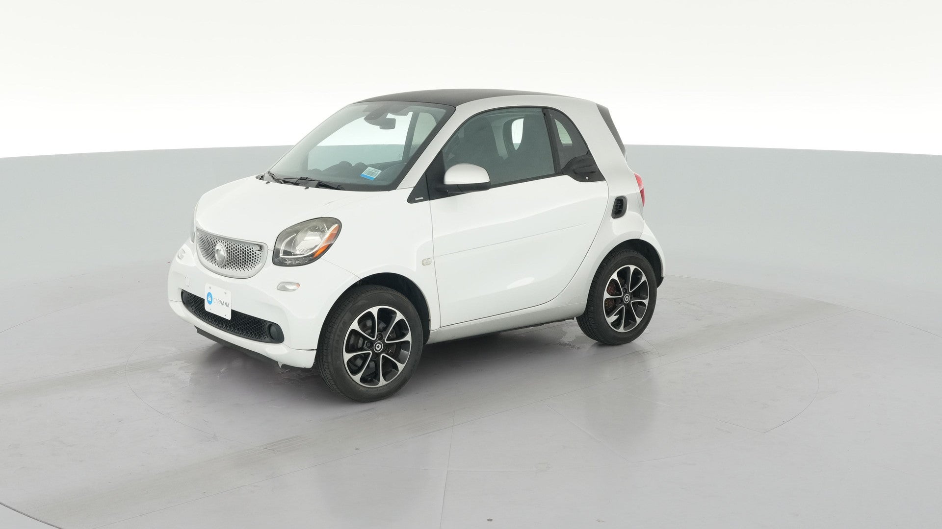 2016 smart fortwo vehicle photo