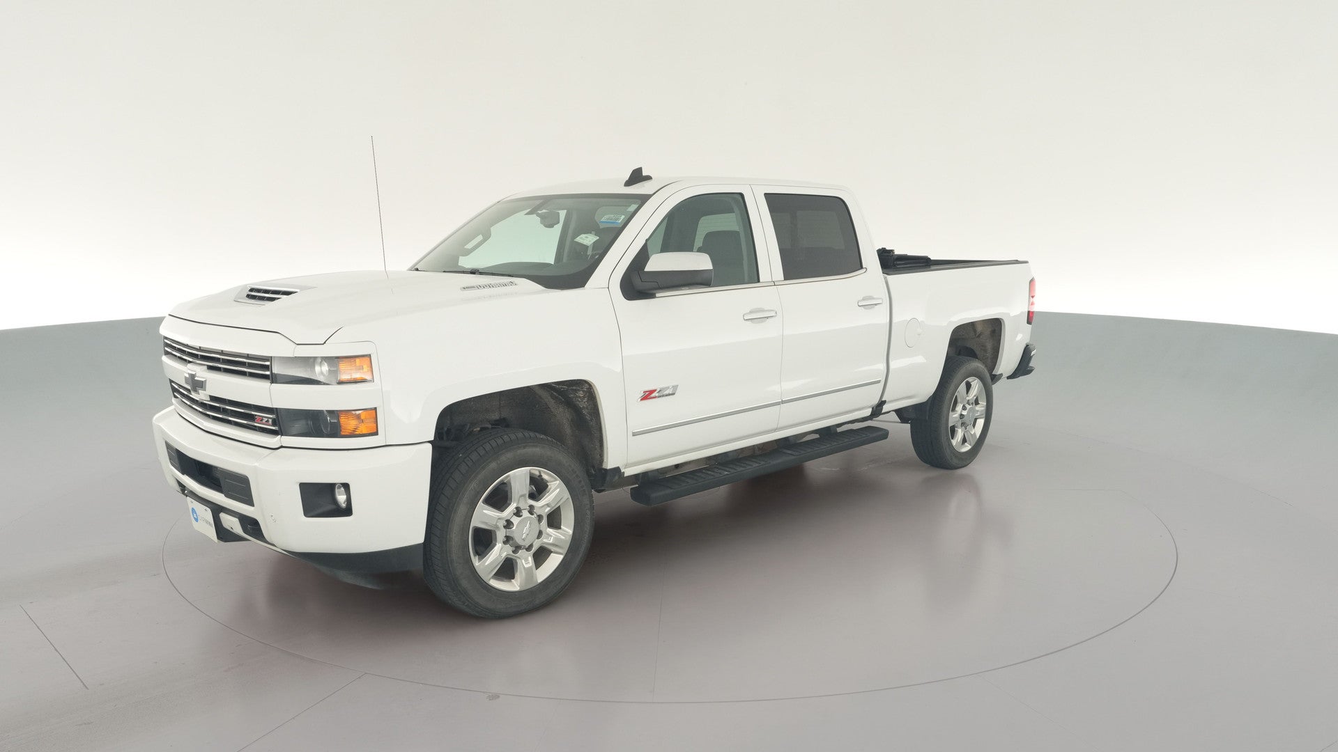 2017 Chevrolet Silverado 2500 HD Crew Cab vehicle photo