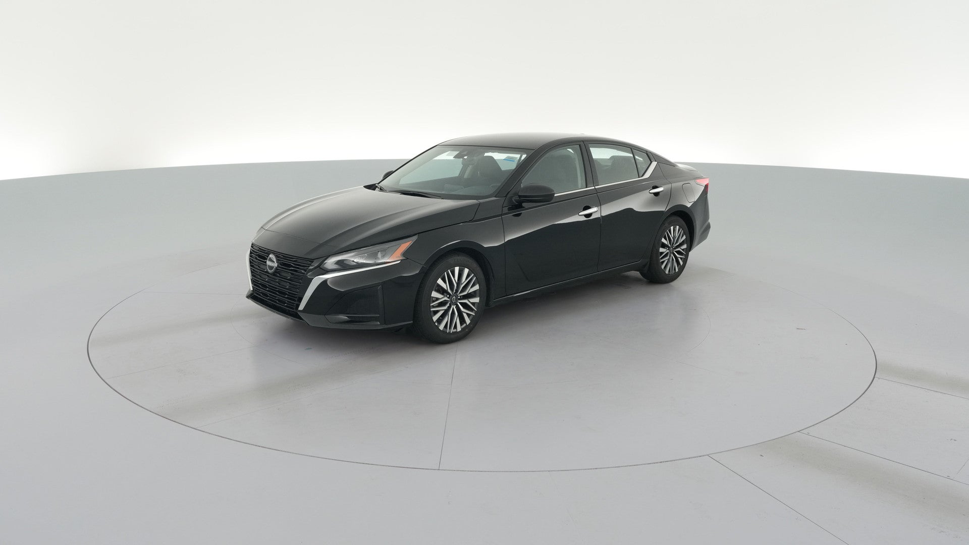 2025 Nissan Altima vehicle photo