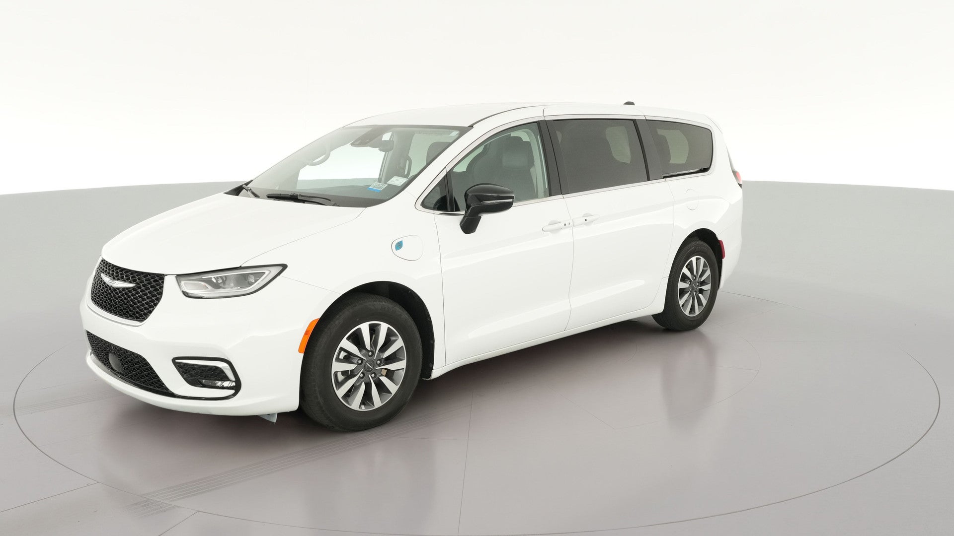 2024 Chrysler Pacifica Hybrid vehicle photo