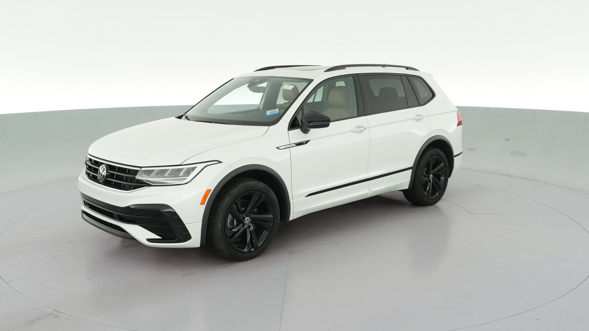 2024 Volkswagen Tiguan vehicle photo