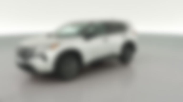 2024 Nissan Rogue vehicle photo