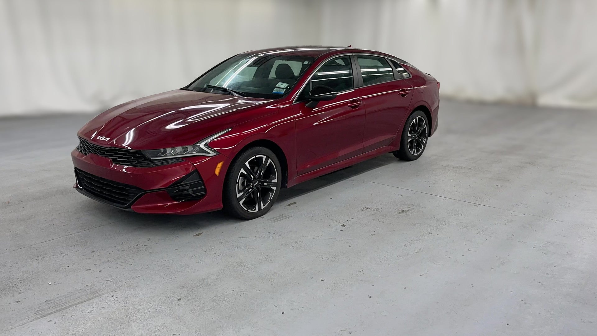 2022 Kia K5 vehicle photo