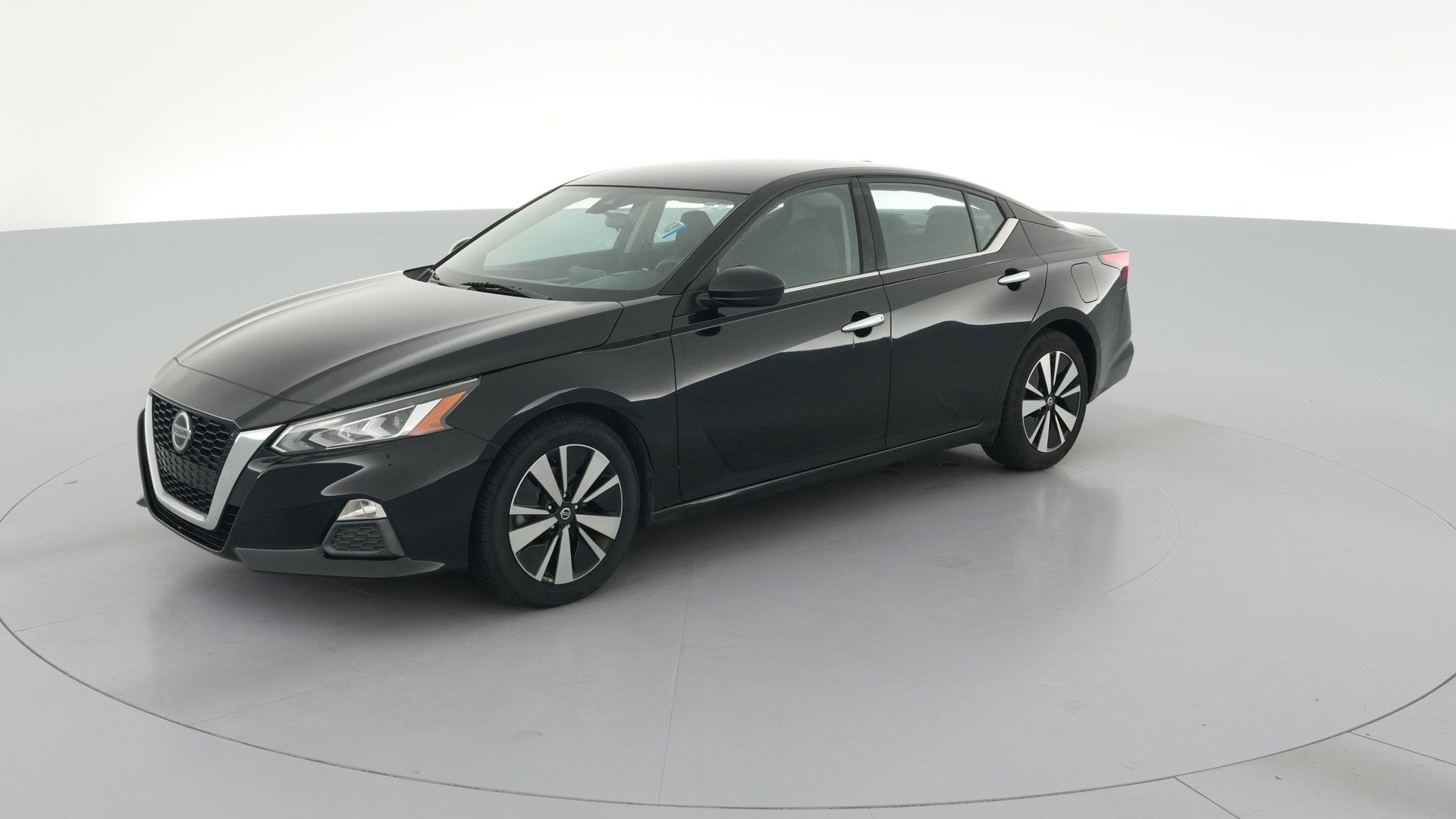 2021 Nissan Altima vehicle photo