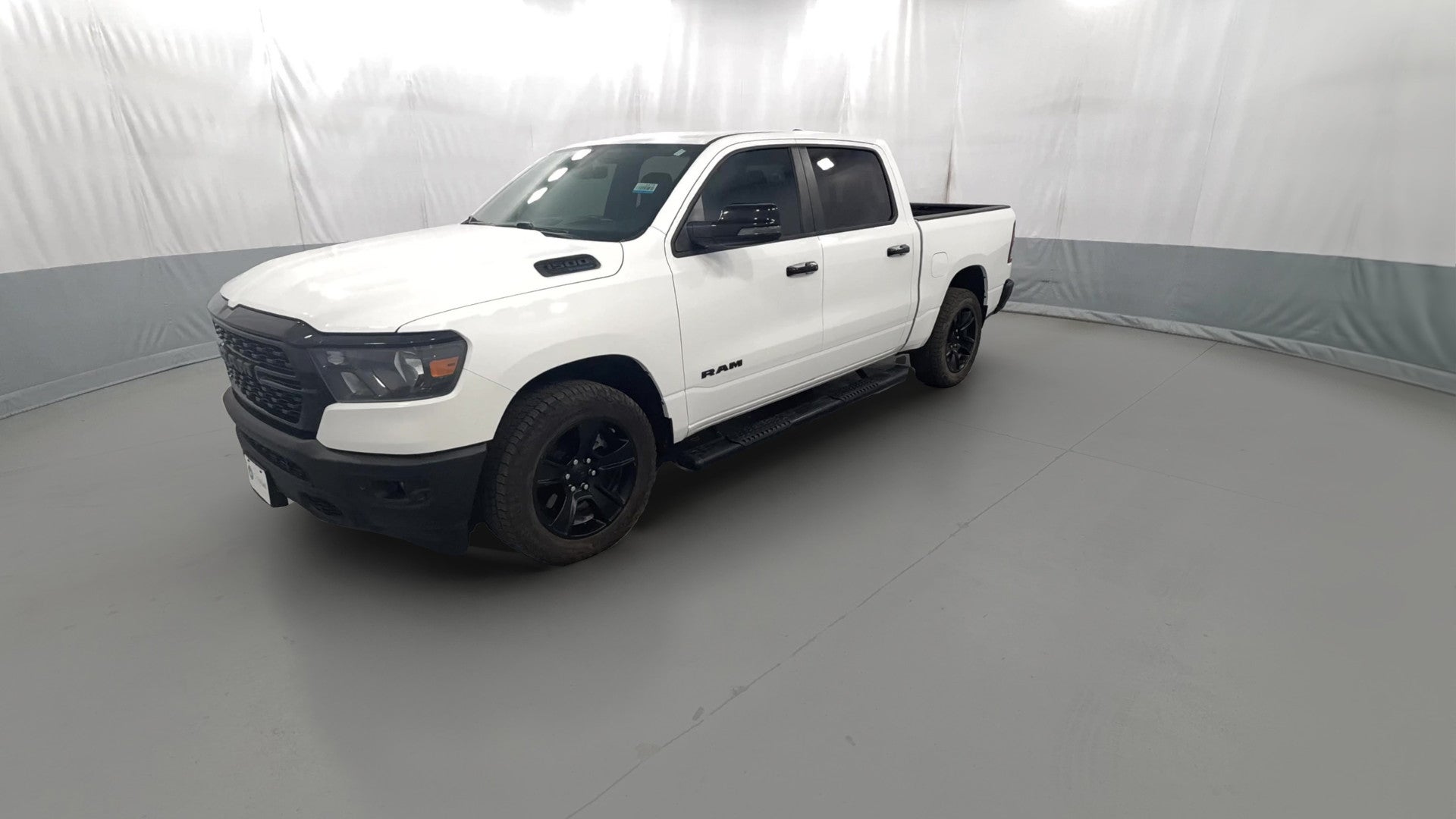 2023 Ram 1500 Crew Cab vehicle photo
