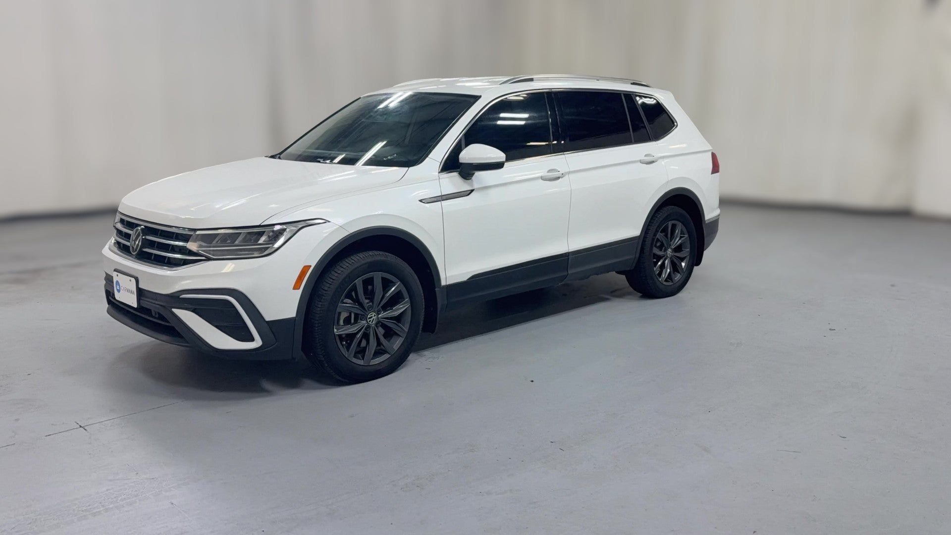 2023 Volkswagen Tiguan vehicle photo