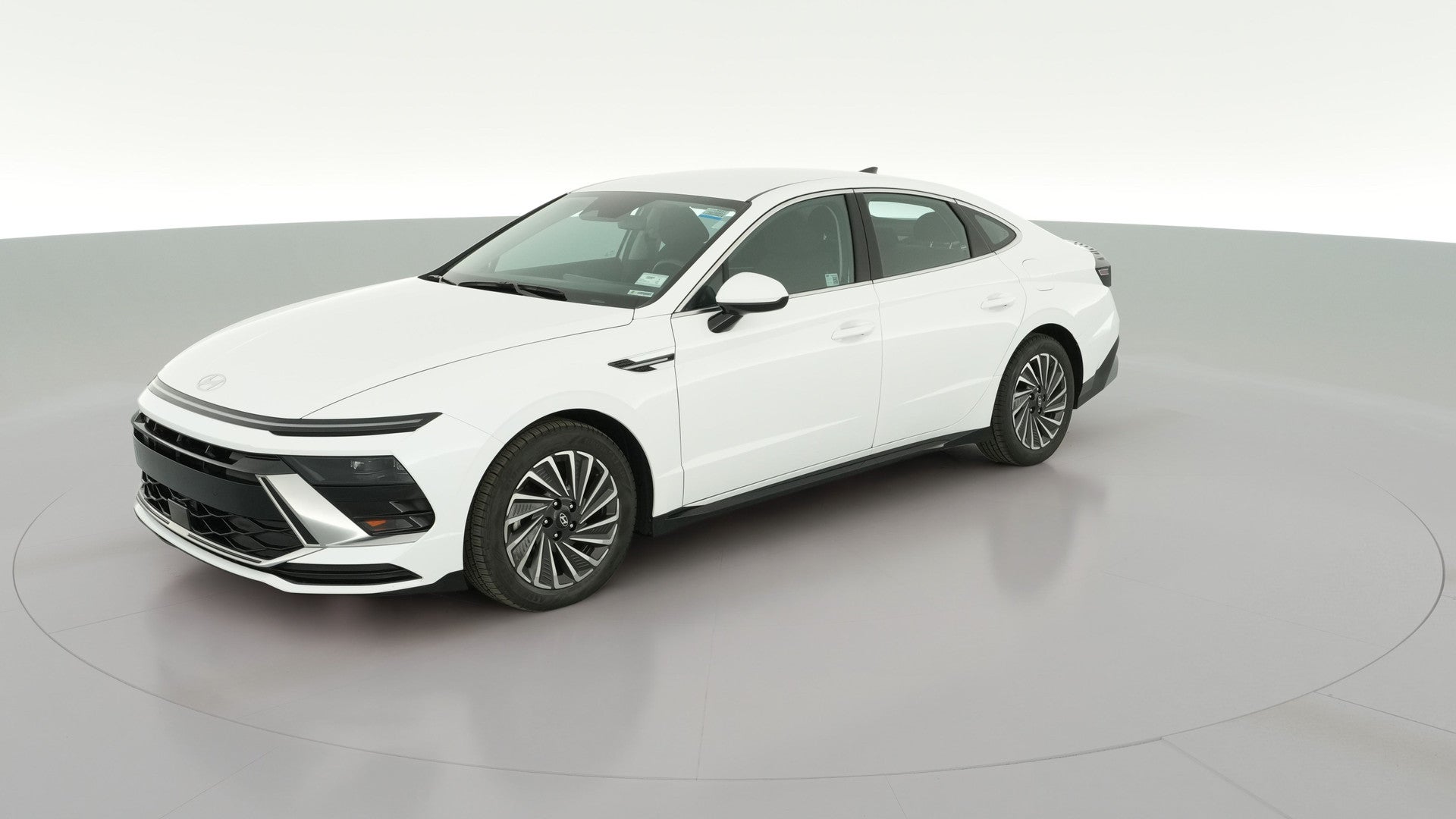 2025 Hyundai Sonata Hybrid vehicle photo