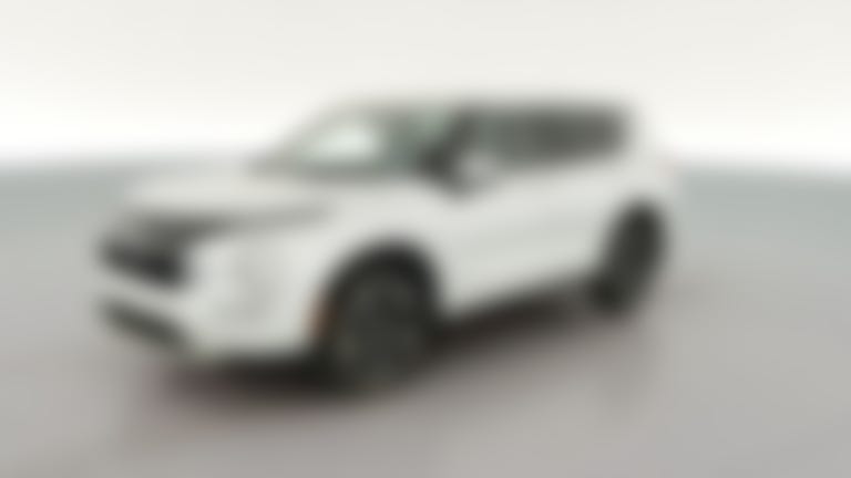 2023 Mitsubishi Outlander vehicle photo