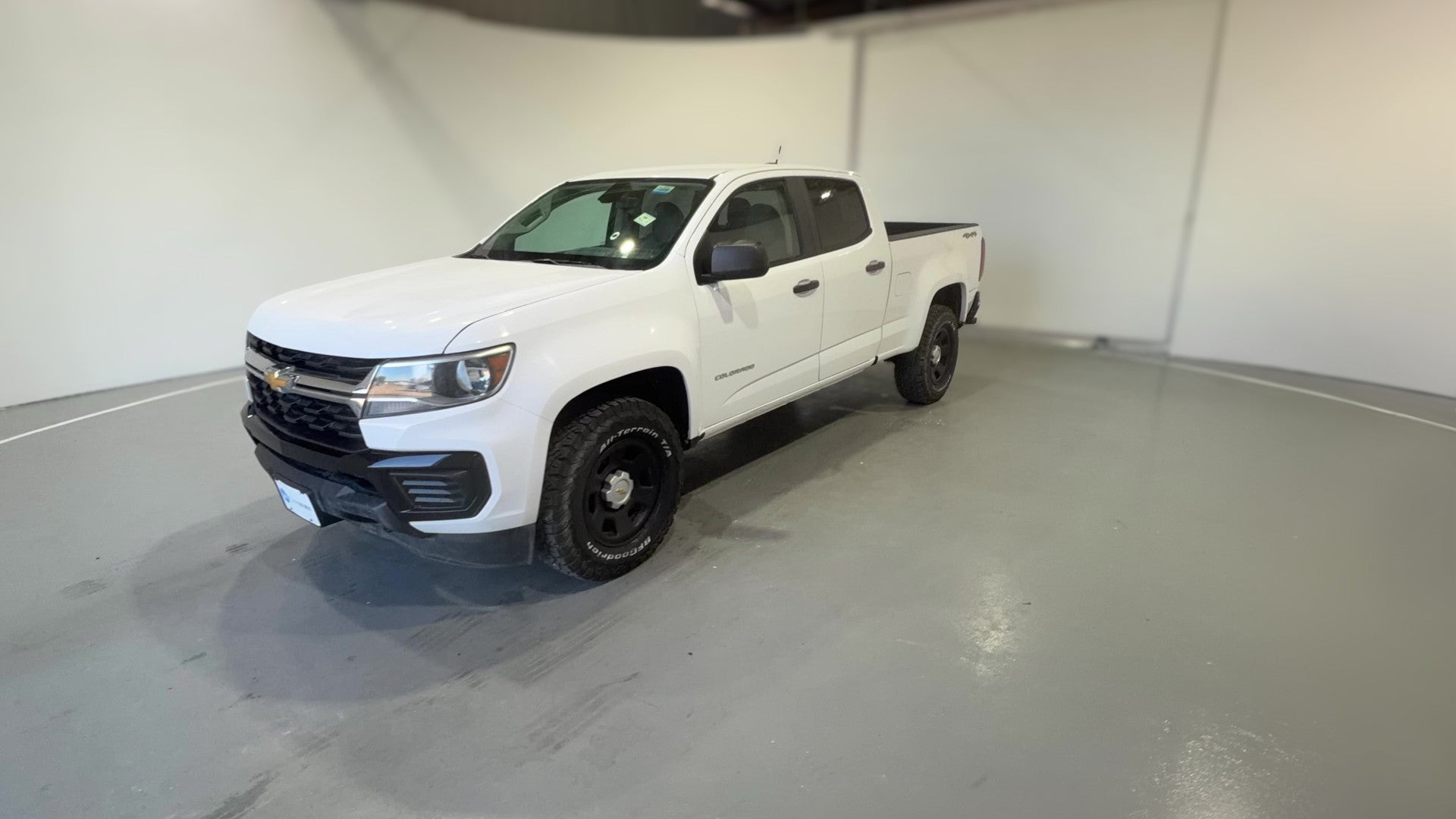 2022 Chevrolet Colorado Crew Cab vehicle photo