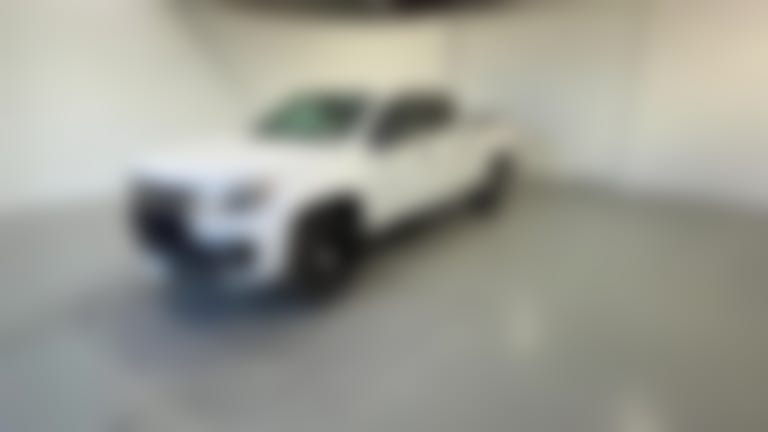 2022 Chevrolet Colorado Crew Cab vehicle photo