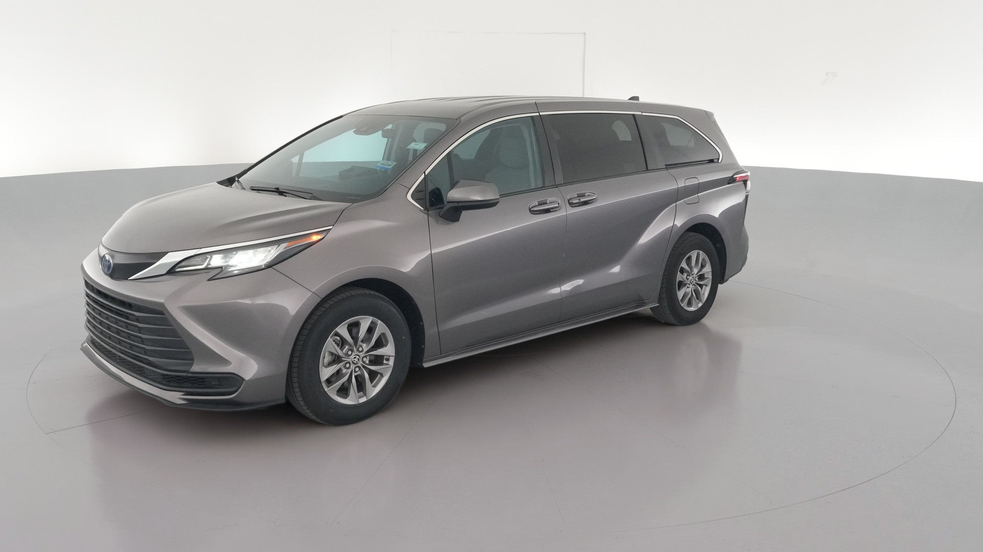 2022 Toyota Sienna vehicle photo