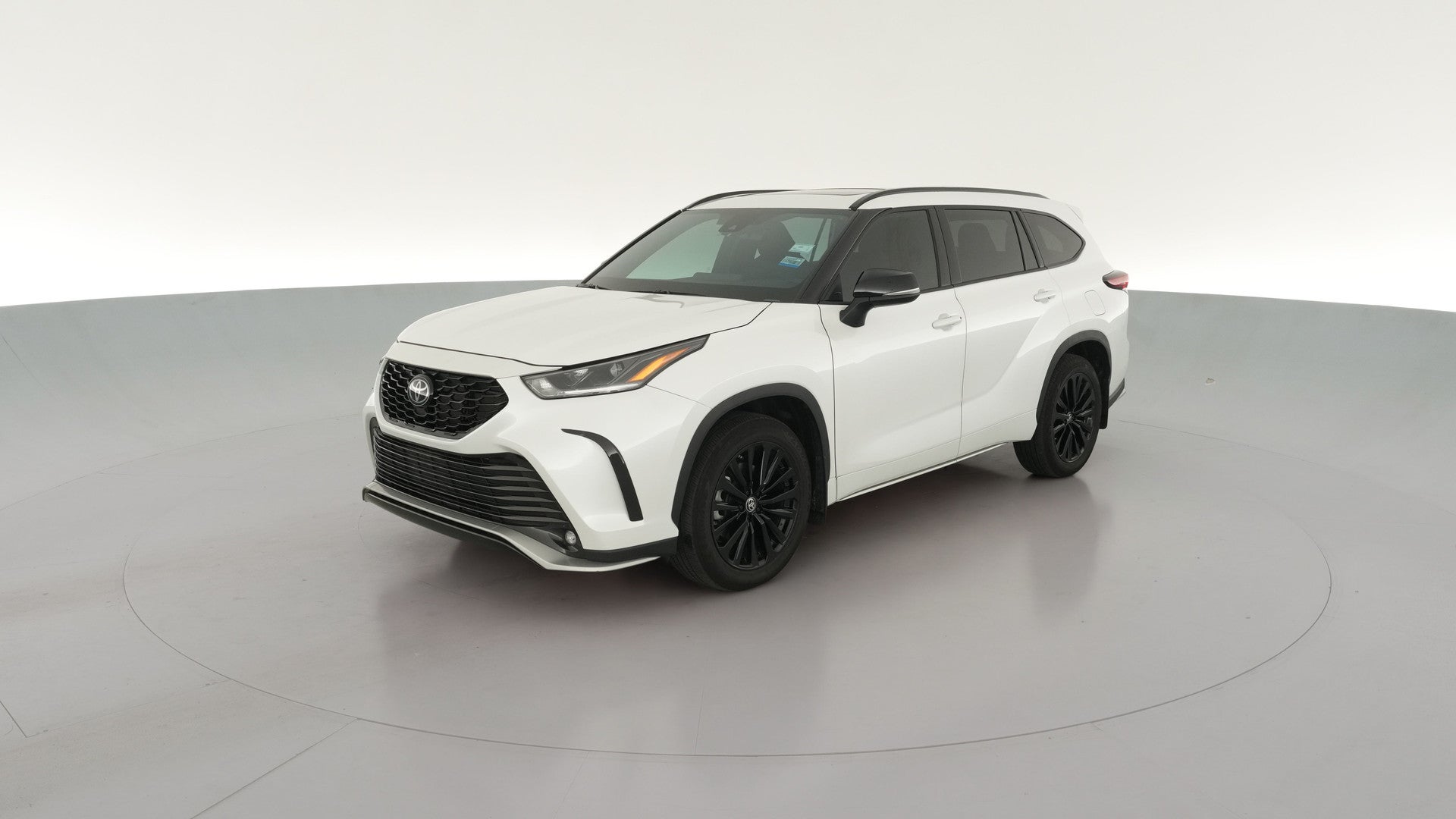 2024 Toyota Highlander vehicle photo