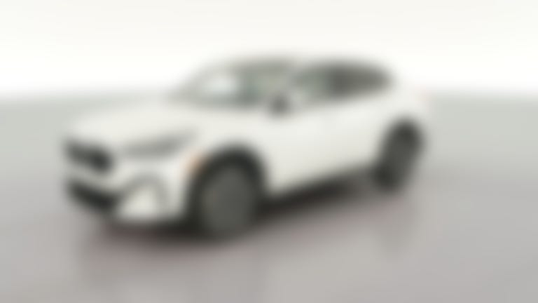 2025 BMW X2 vehicle photo
