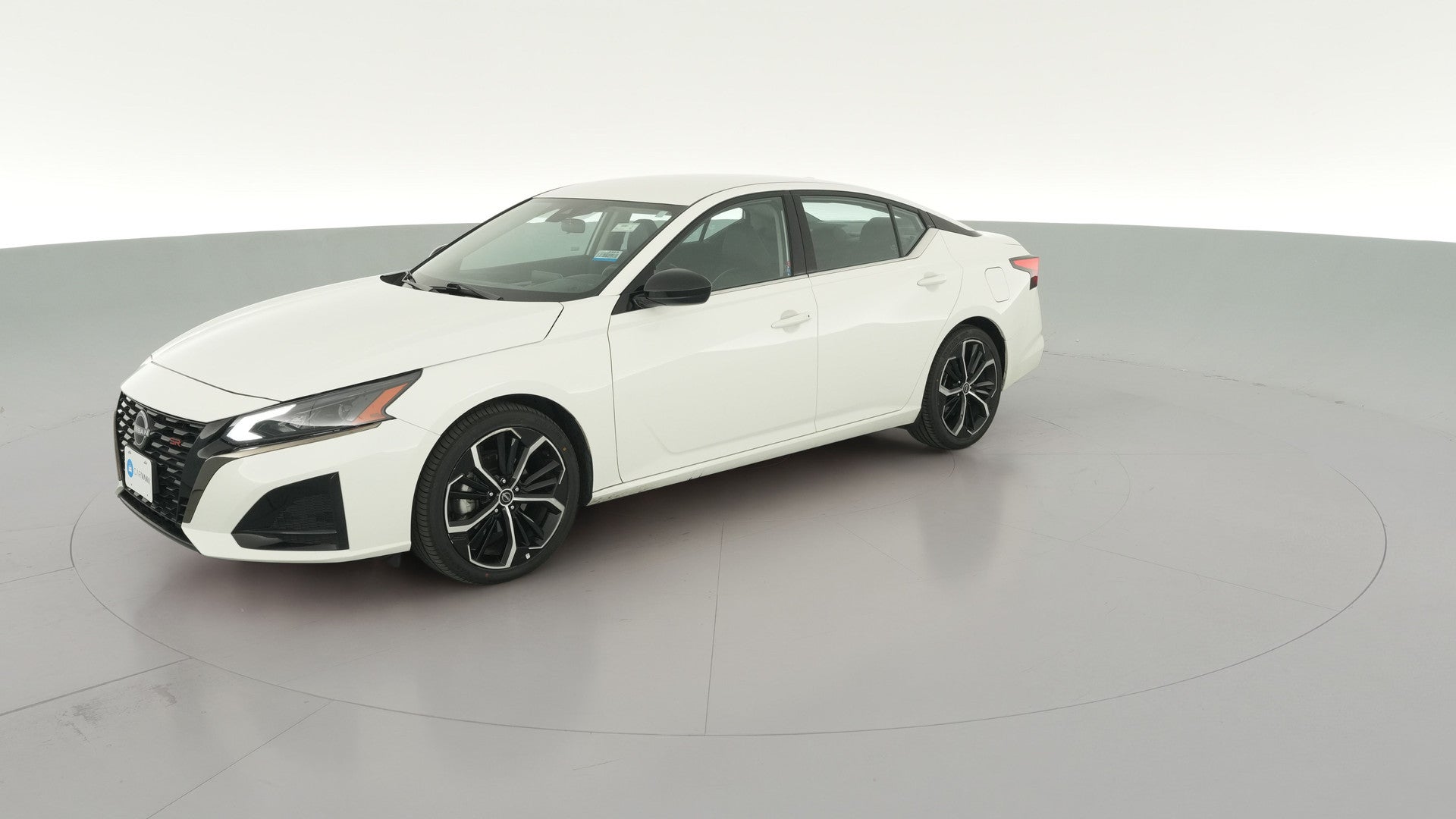 2024 Nissan Altima vehicle photo