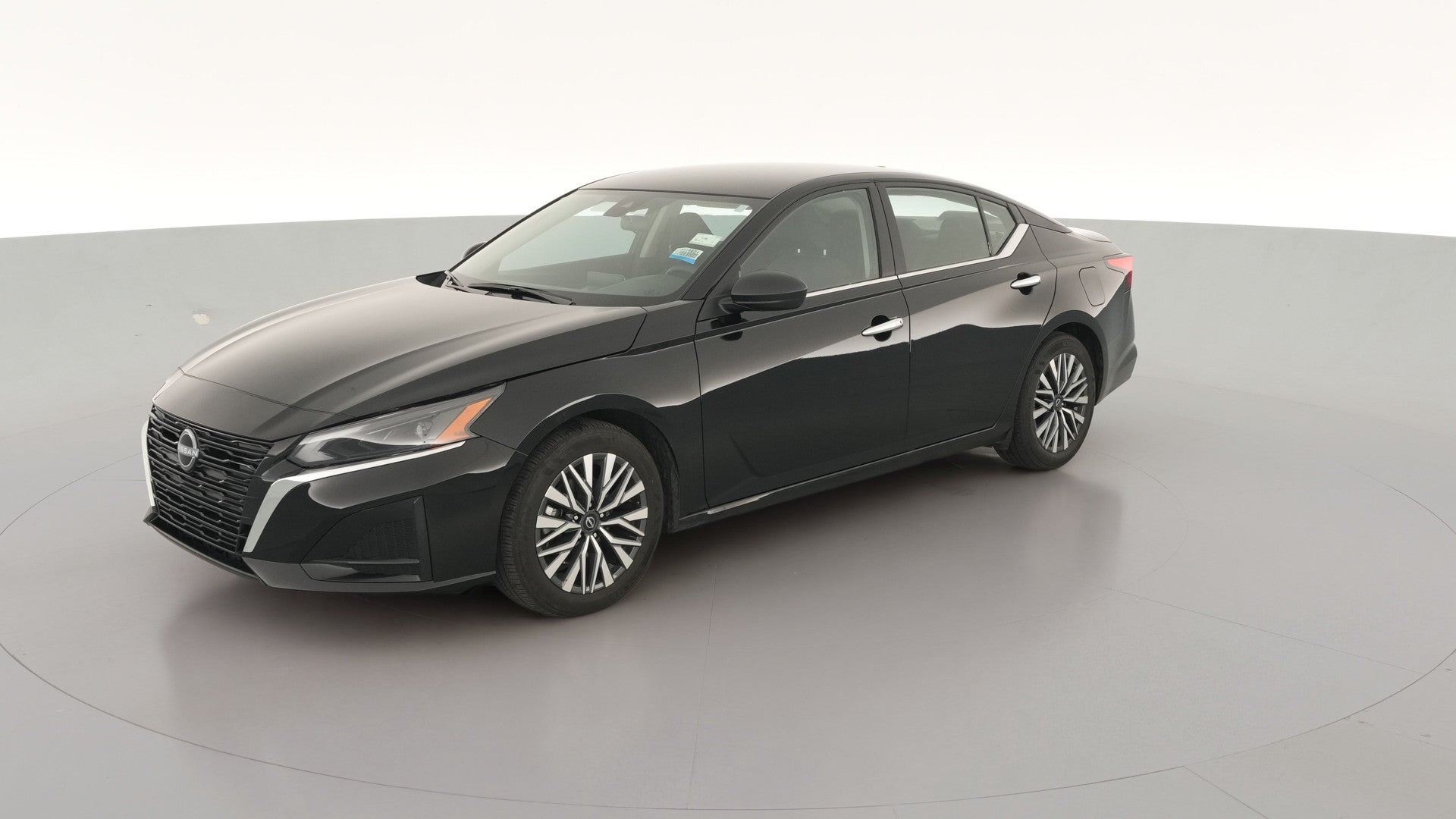 2025 Nissan Altima vehicle photo
