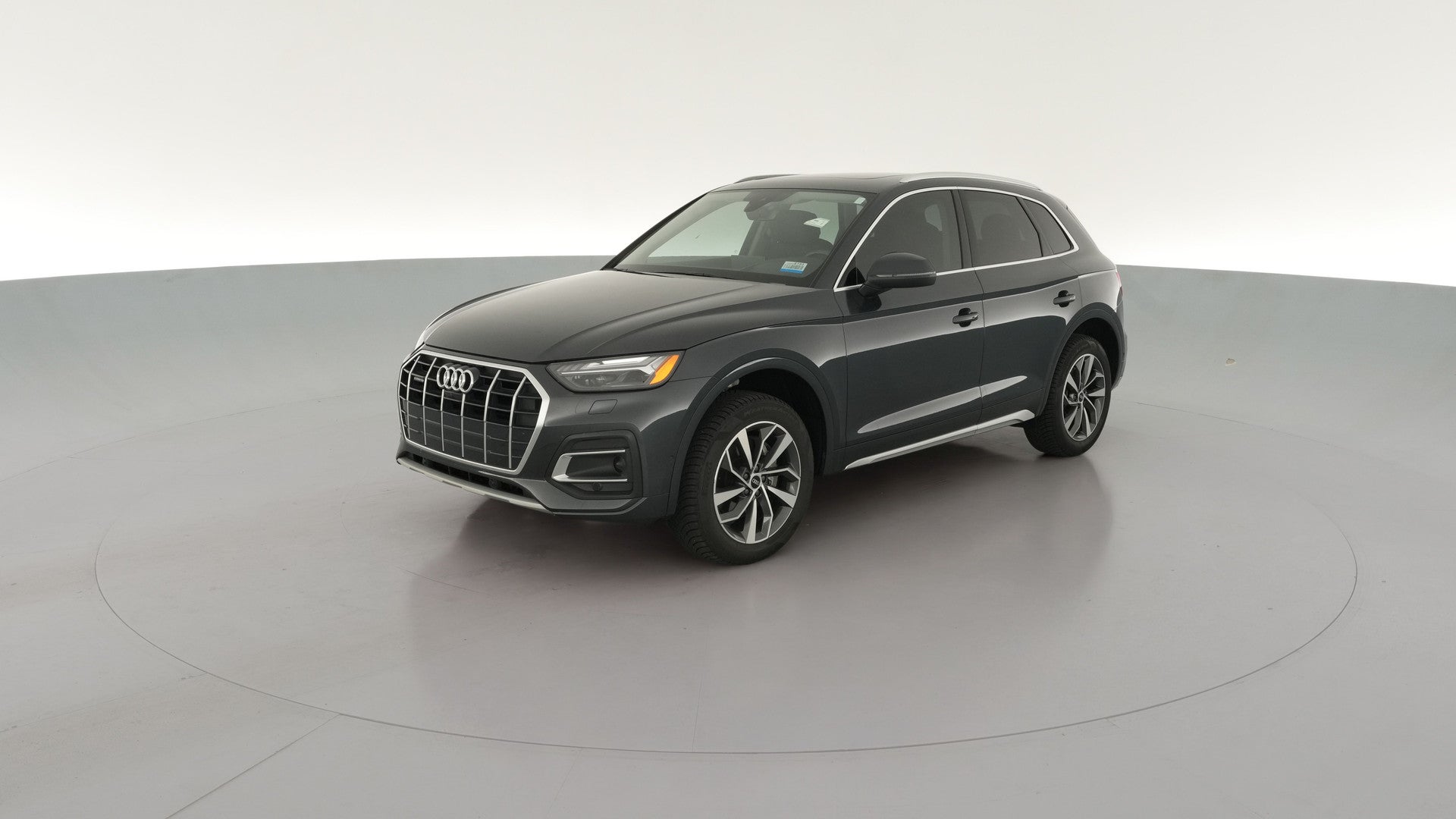 2021 Audi Q5 vehicle photo
