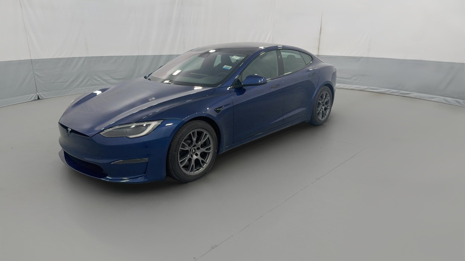 2023 Tesla Model S vehicle photo