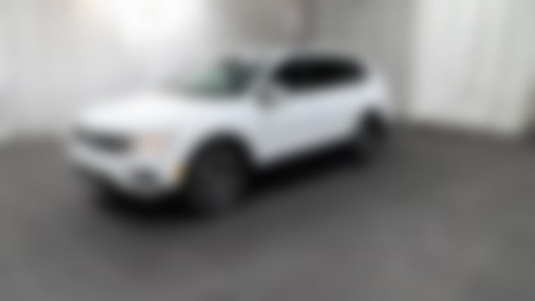 2018 Volkswagen Tiguan vehicle photo