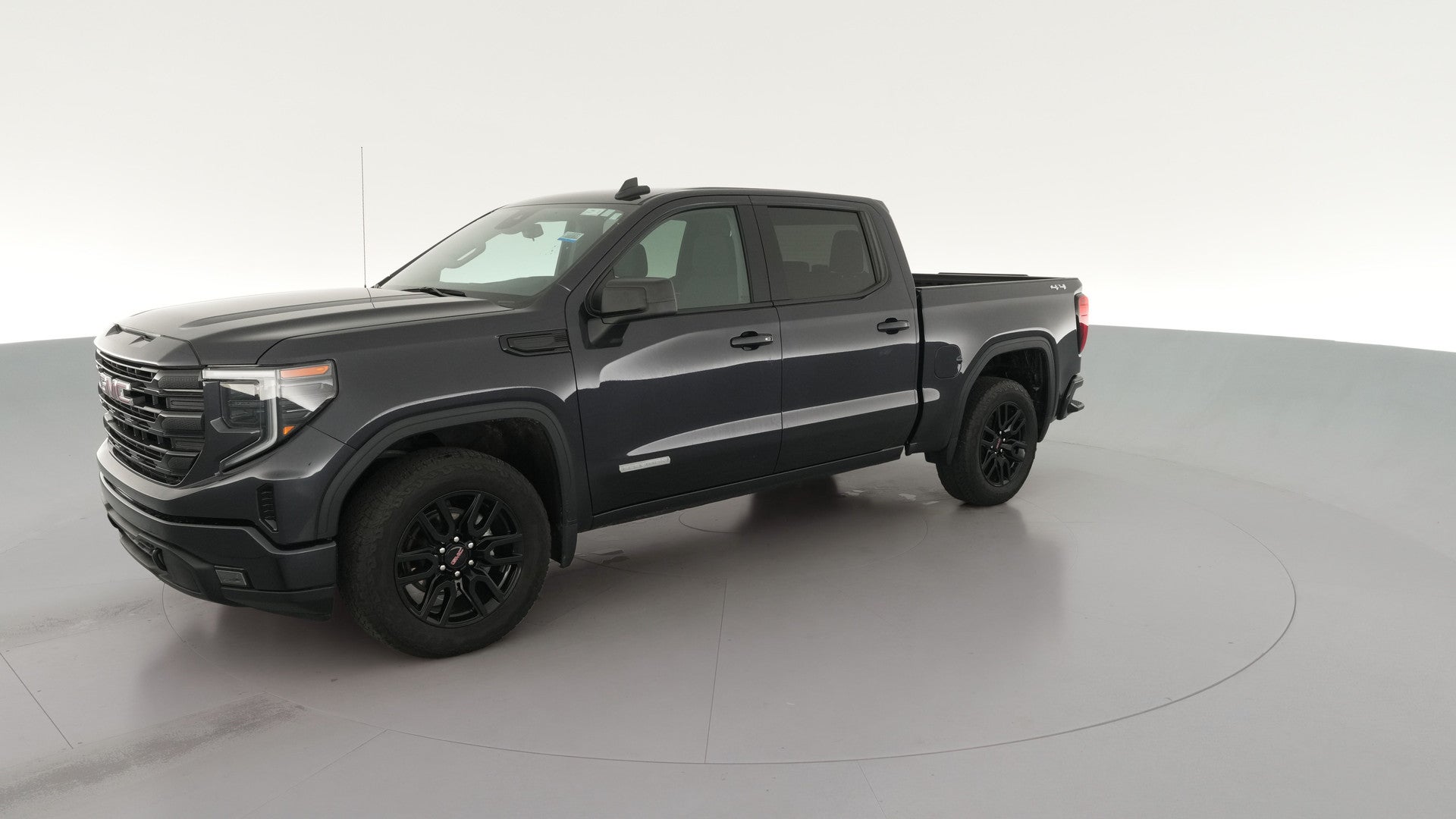 2024 GMC Sierra 1500 Crew Cab vehicle photo