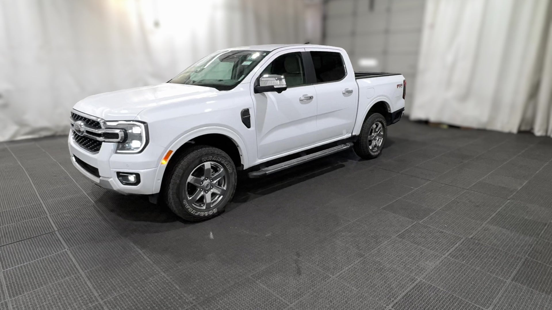 2024 Ford Ranger SuperCrew vehicle photo