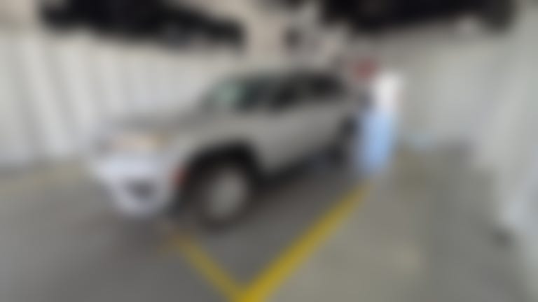 2024 Jeep Grand Cherokee vehicle photo
