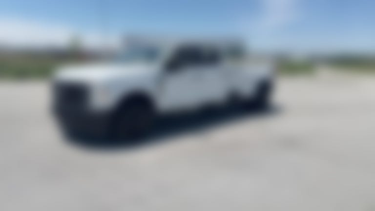 2024 Ford F350 Super Duty Crew Cab vehicle photo
