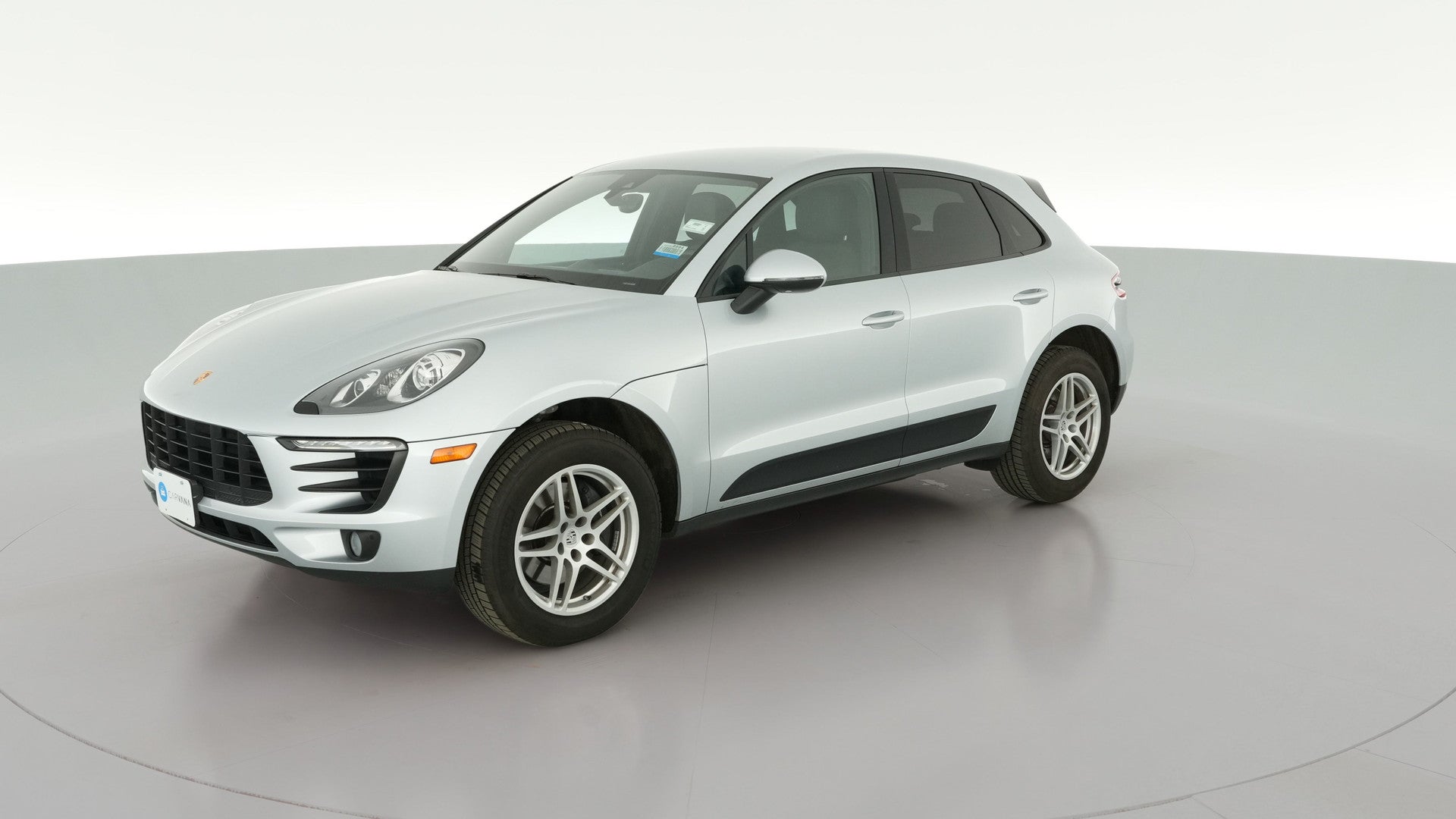 2018 Porsche Macan vehicle photo