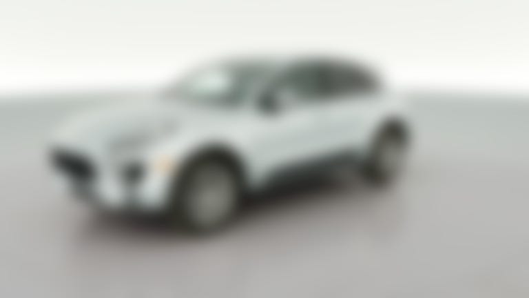 2018 Porsche Macan vehicle photo