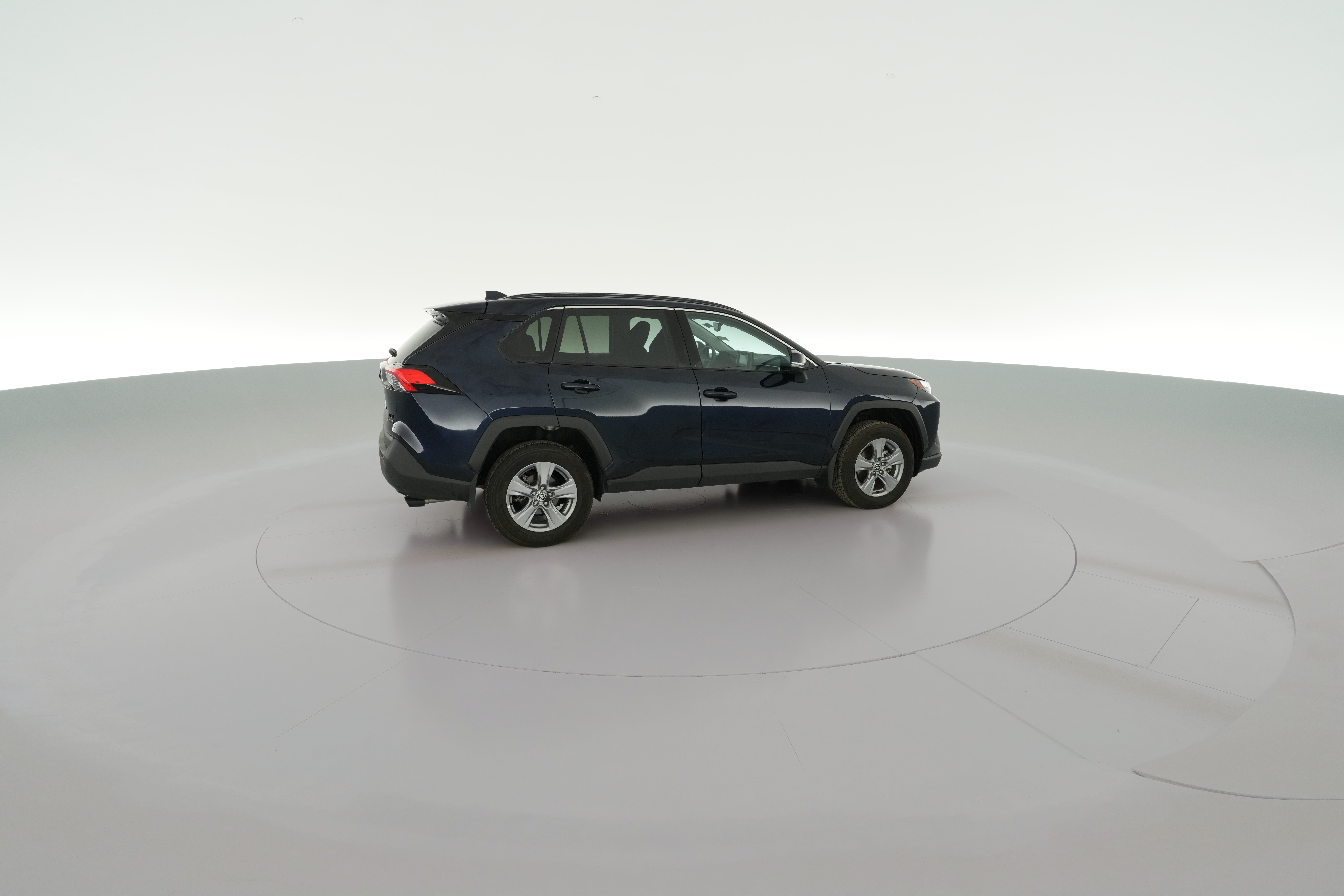2022 Toyota RAV4 XLE - Photo 36