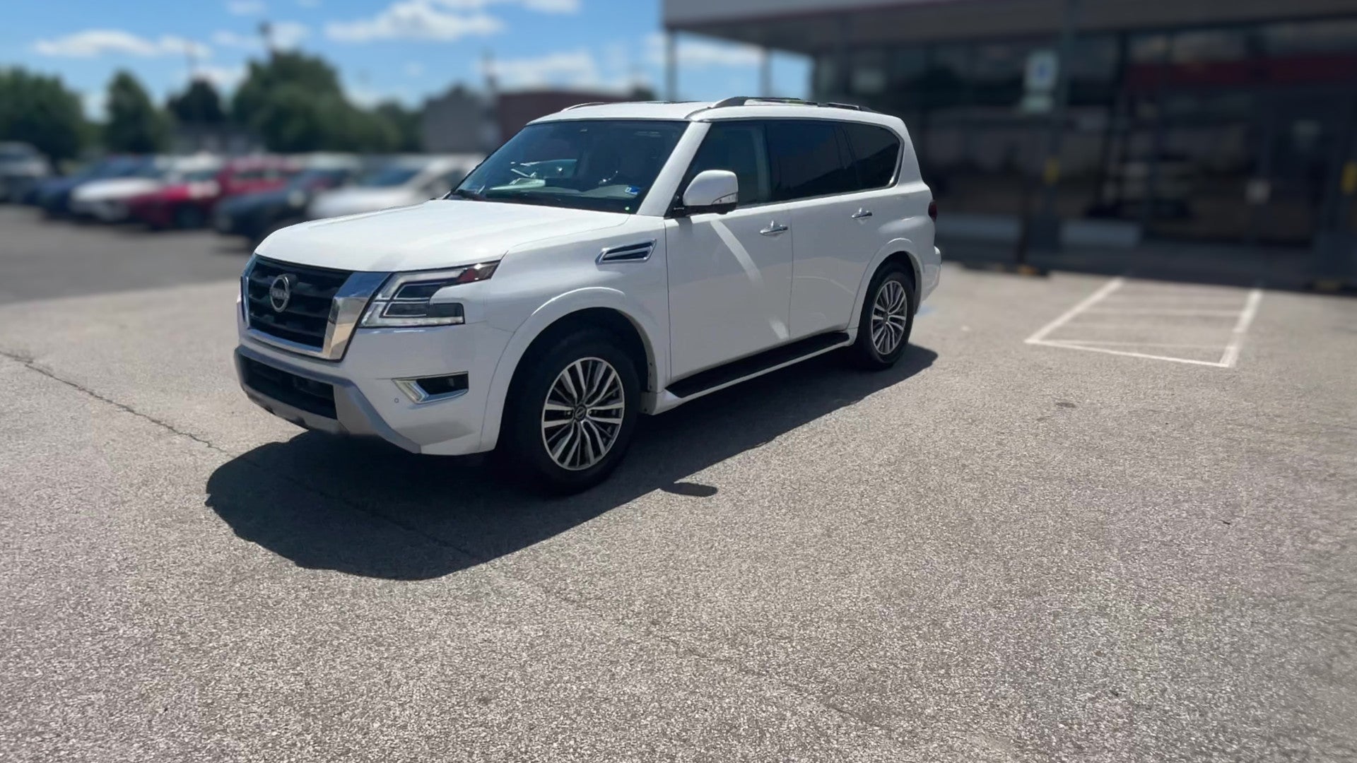 2023 Nissan Armada vehicle photo