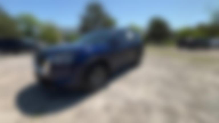 2025 Nissan Pathfinder vehicle photo