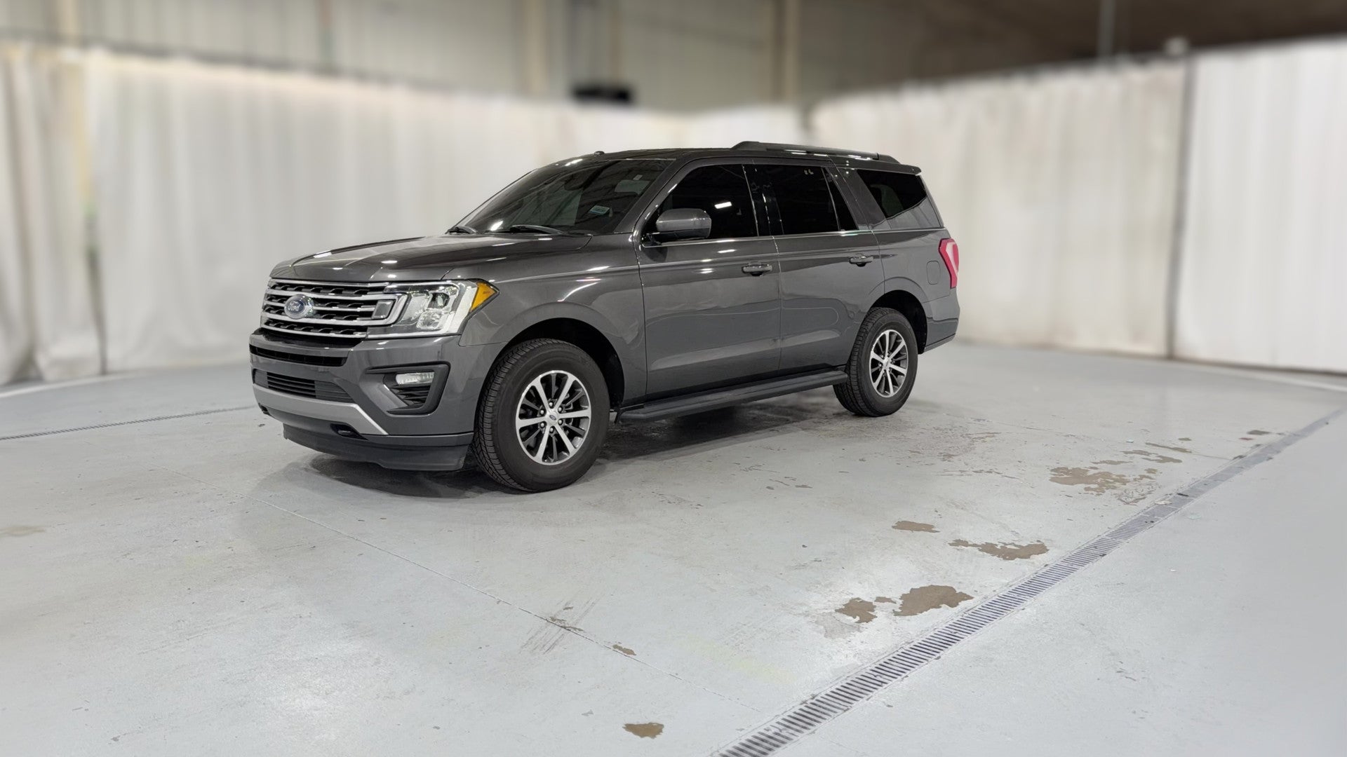 2019 Ford Expedition vehicle photo