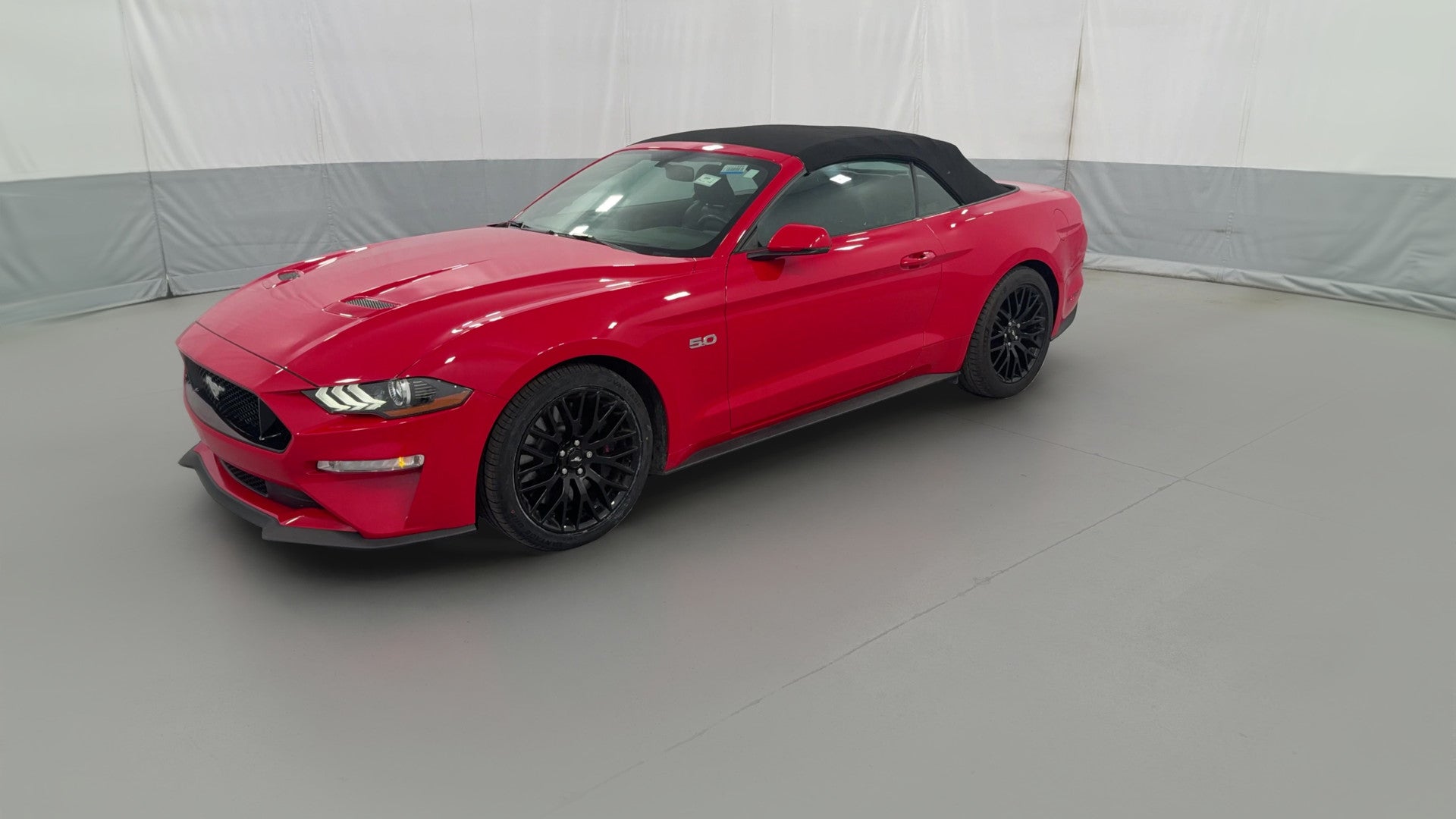 2018 Ford Mustang vehicle photo