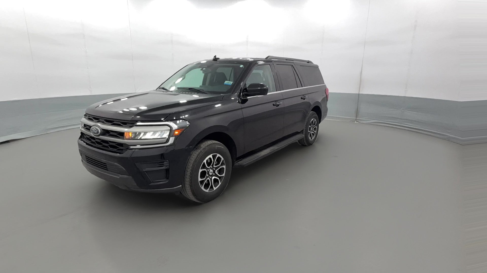 2024 Ford Expedition MAX vehicle photo