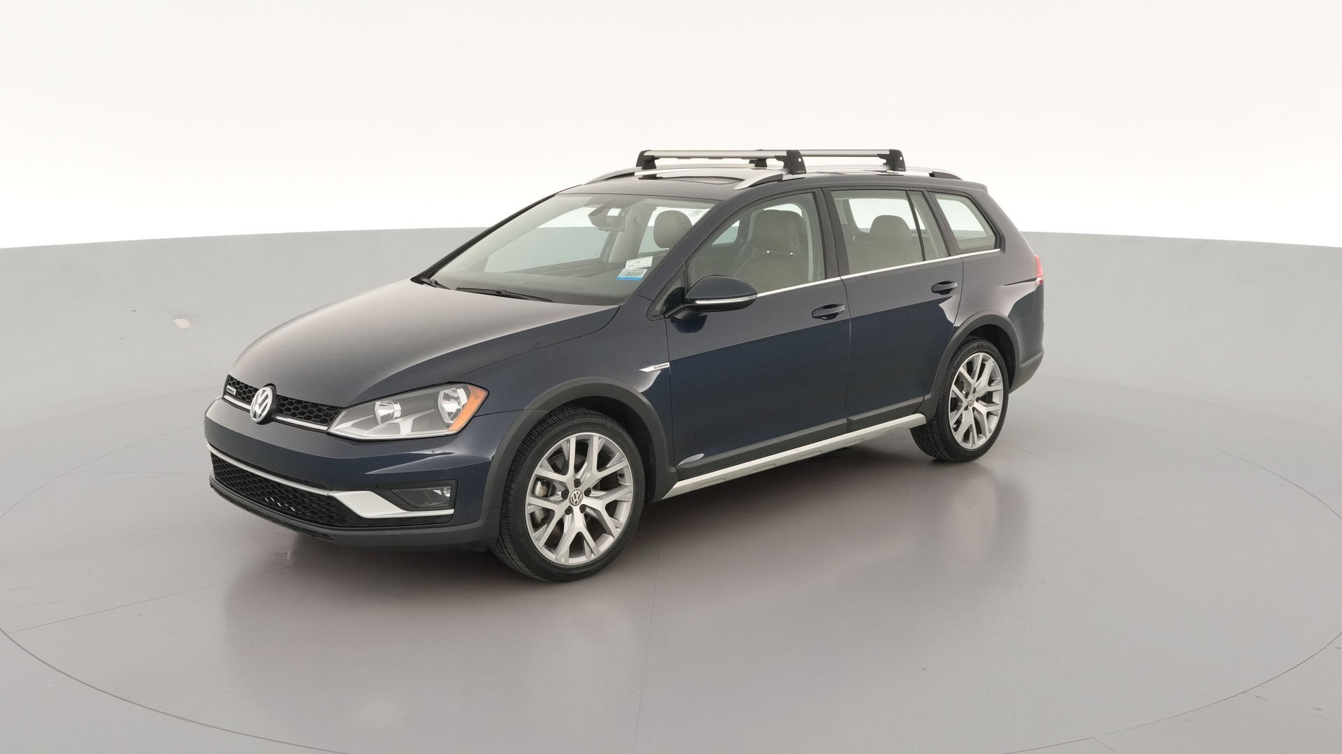 2017 Volkswagen Golf Alltrack vehicle photo