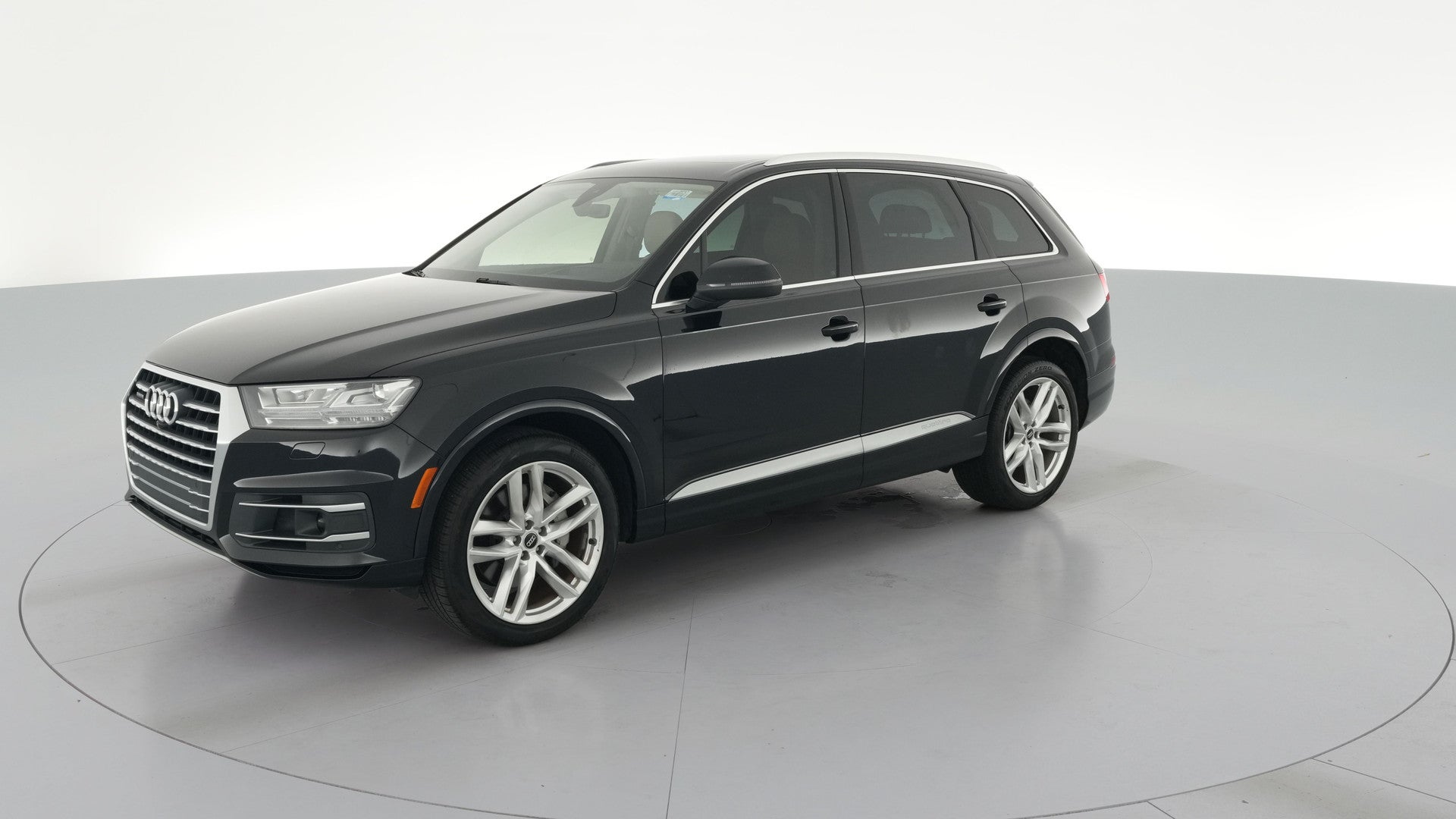 2018 Audi Q7 vehicle photo