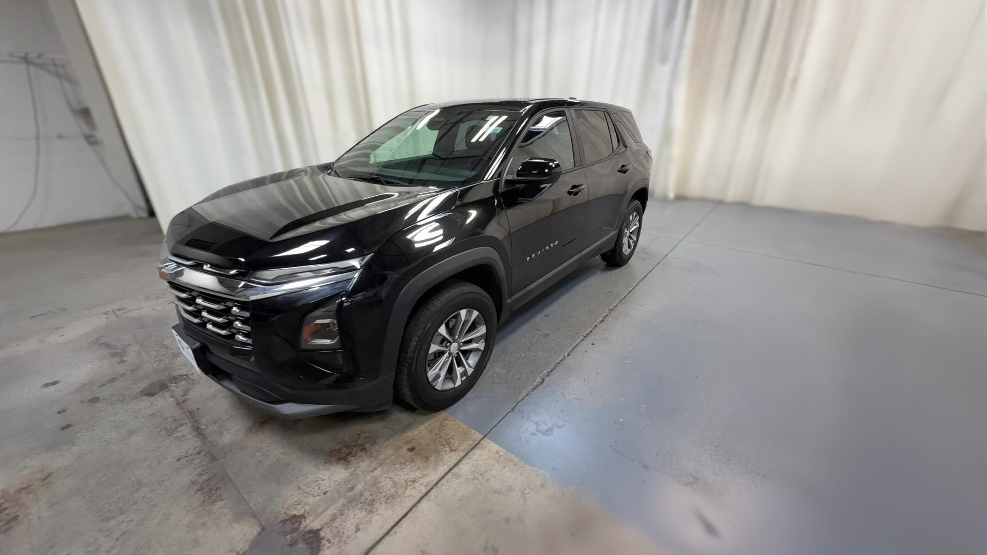 2025 Chevrolet Equinox vehicle photo