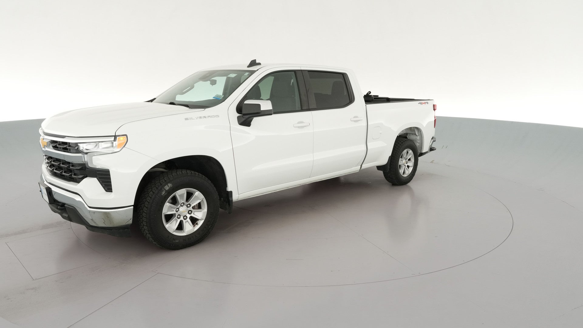 2023 Chevrolet Silverado 1500 Crew Cab vehicle photo