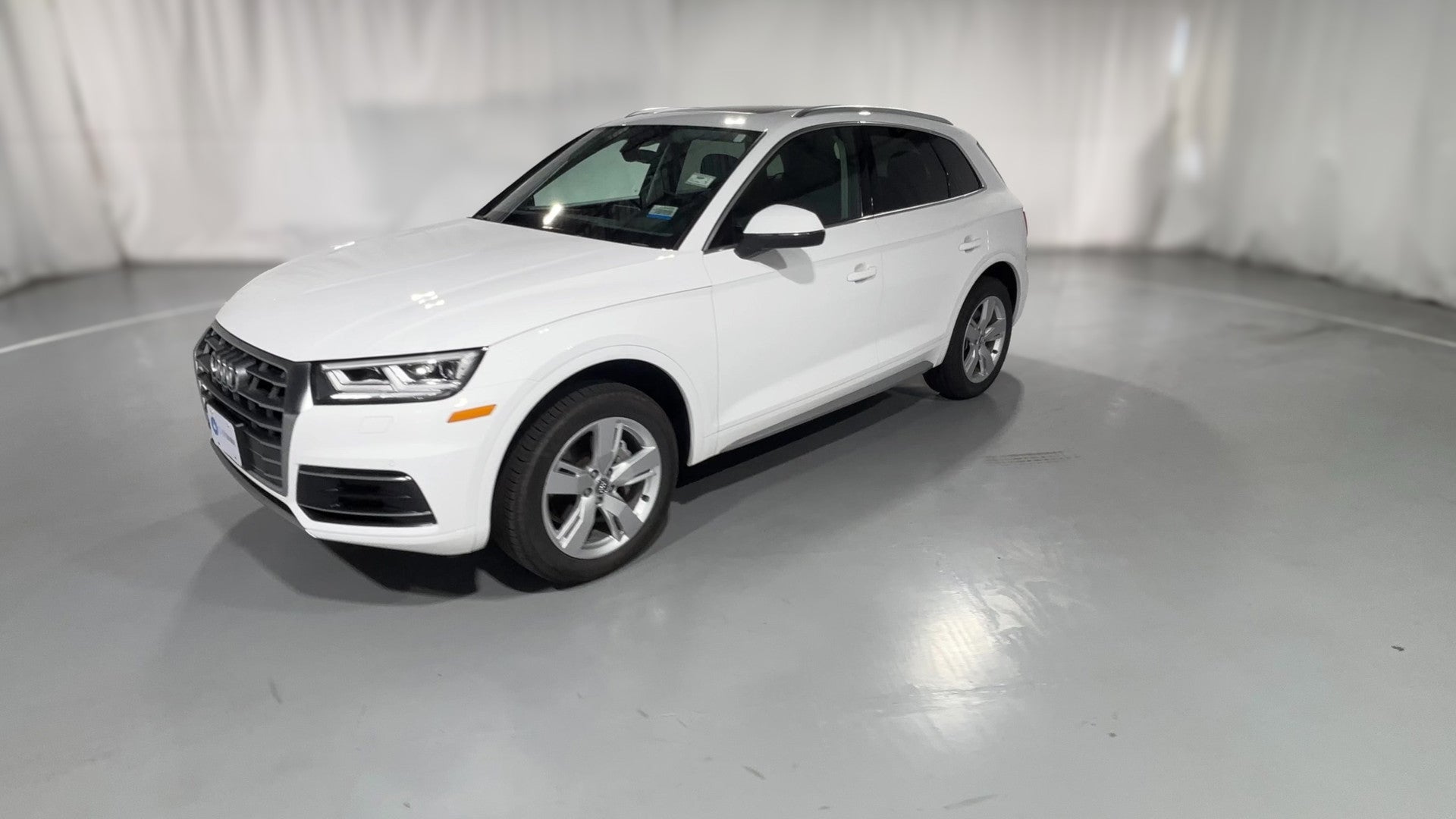 2019 Audi Q5 vehicle photo