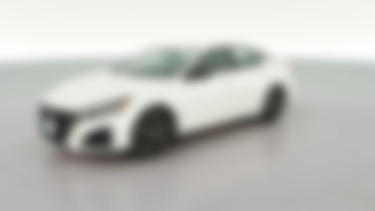 2024 Nissan Altima vehicle photo