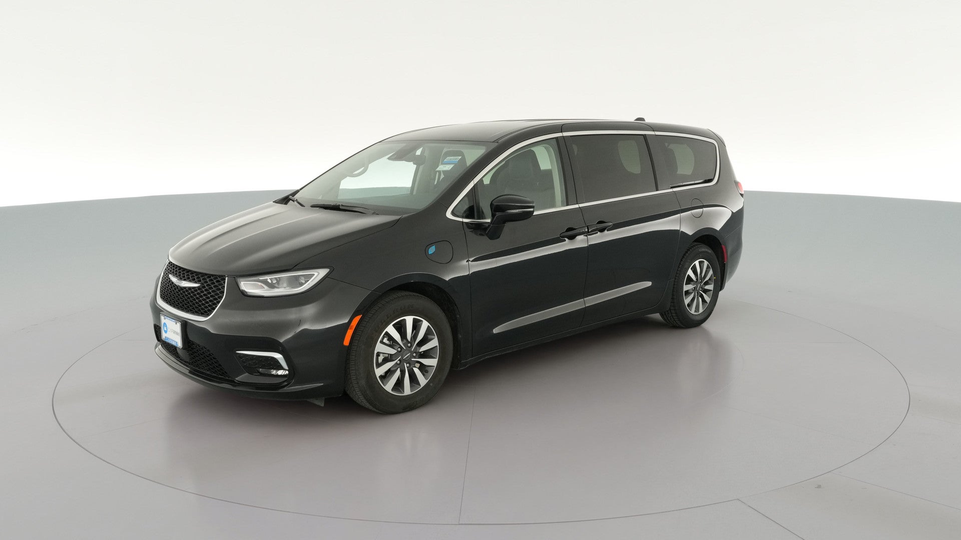 2024 Chrysler Pacifica Hybrid vehicle photo